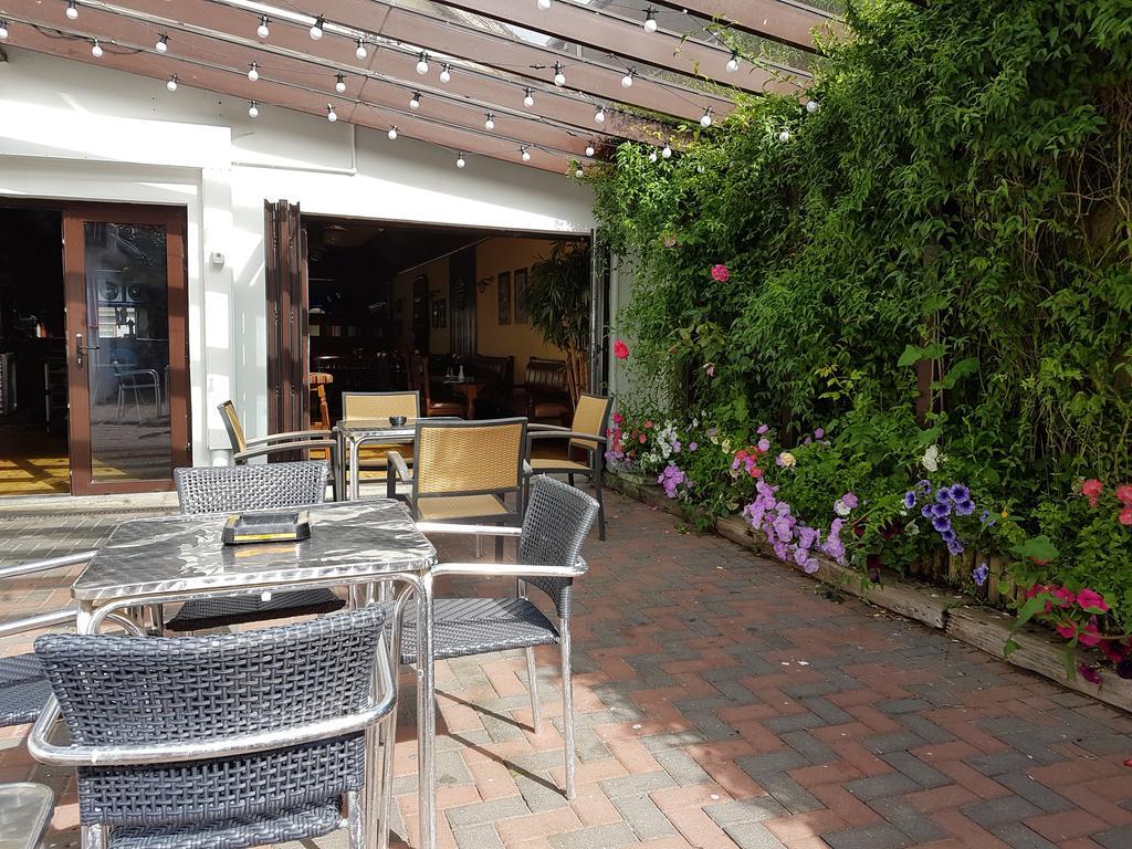 Myles Creek Hotel Kilkee Exterior photo