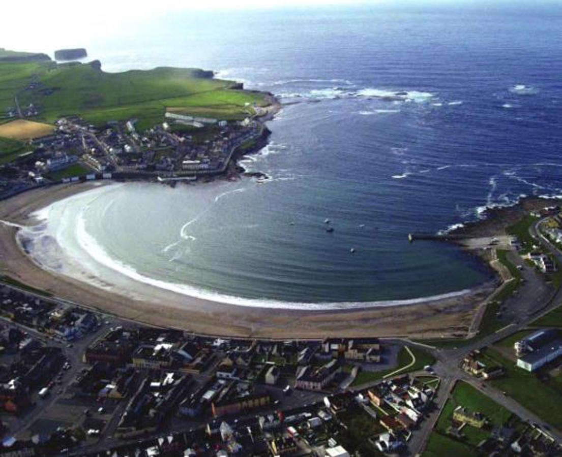 Myles Creek Hotel Kilkee Exterior photo